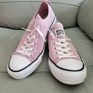 Converse Women's 8/girls 6 Light Pink Low-Top Sneakers